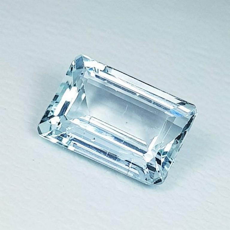 2.70 ct Natural Aquamarine Emerald Cut (1 of 5)