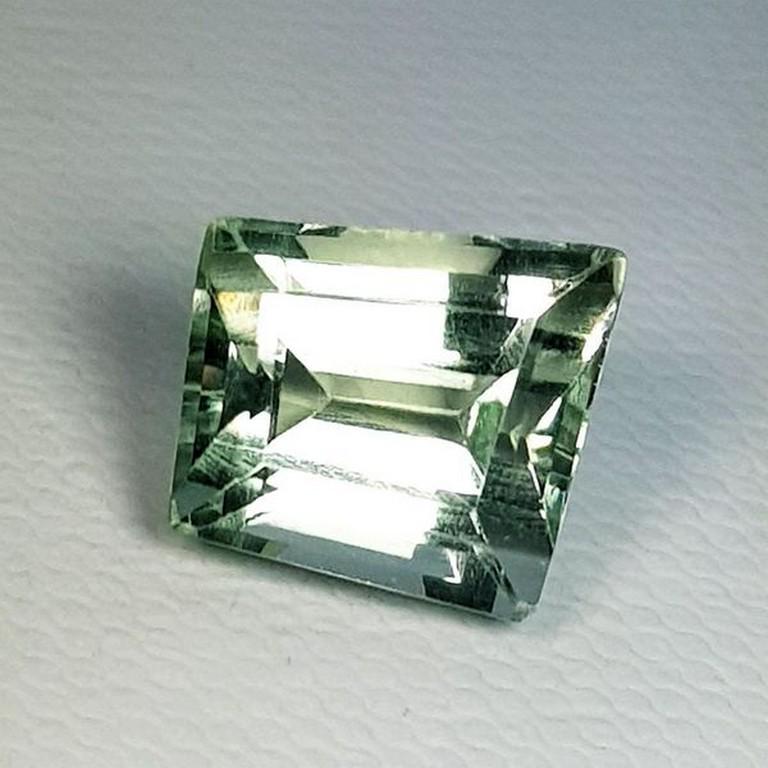 Natural Green Amethyst Fancy Cut 5.80 ct (1 of 5)