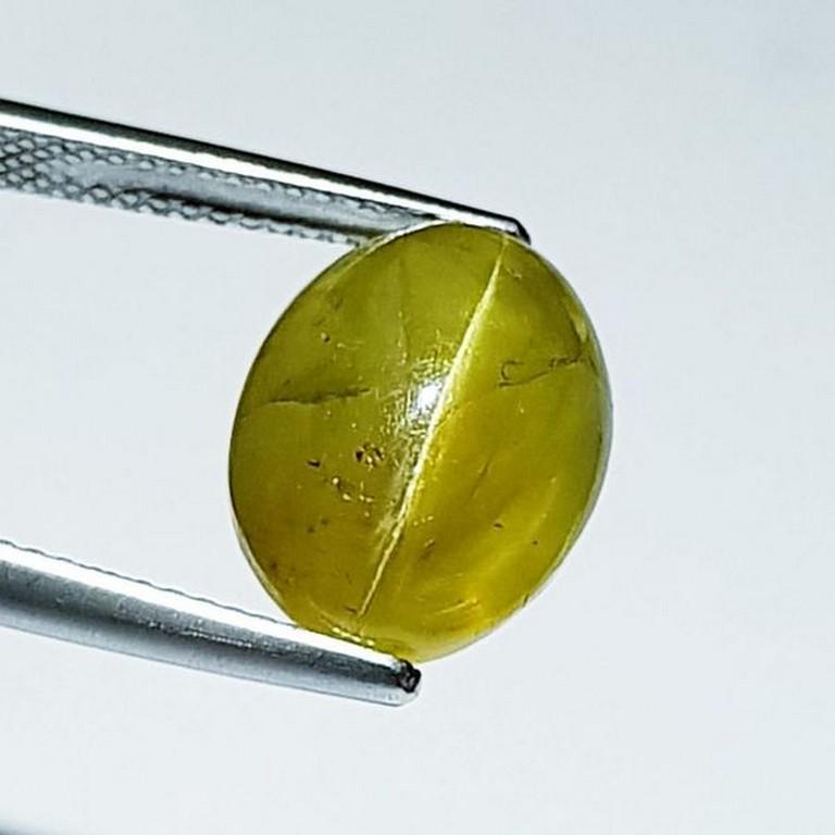 9.76 ct Natural Apatite cat's Eye: No Reserve! Title: 9.76 ct Natural Apatite cat's Eye Color/Clarity: Semi Transparent Carat Weight: 9.76 Dimensions: 13.20 x 10.22 x 8.60 Additional Information: Oval - Africa Shipping: Domestic: Fla