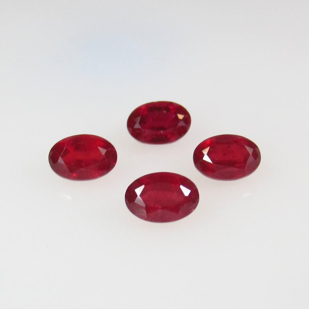 3.21 Ct Natural 4 Red Ruby Oval Set (1 of 2)