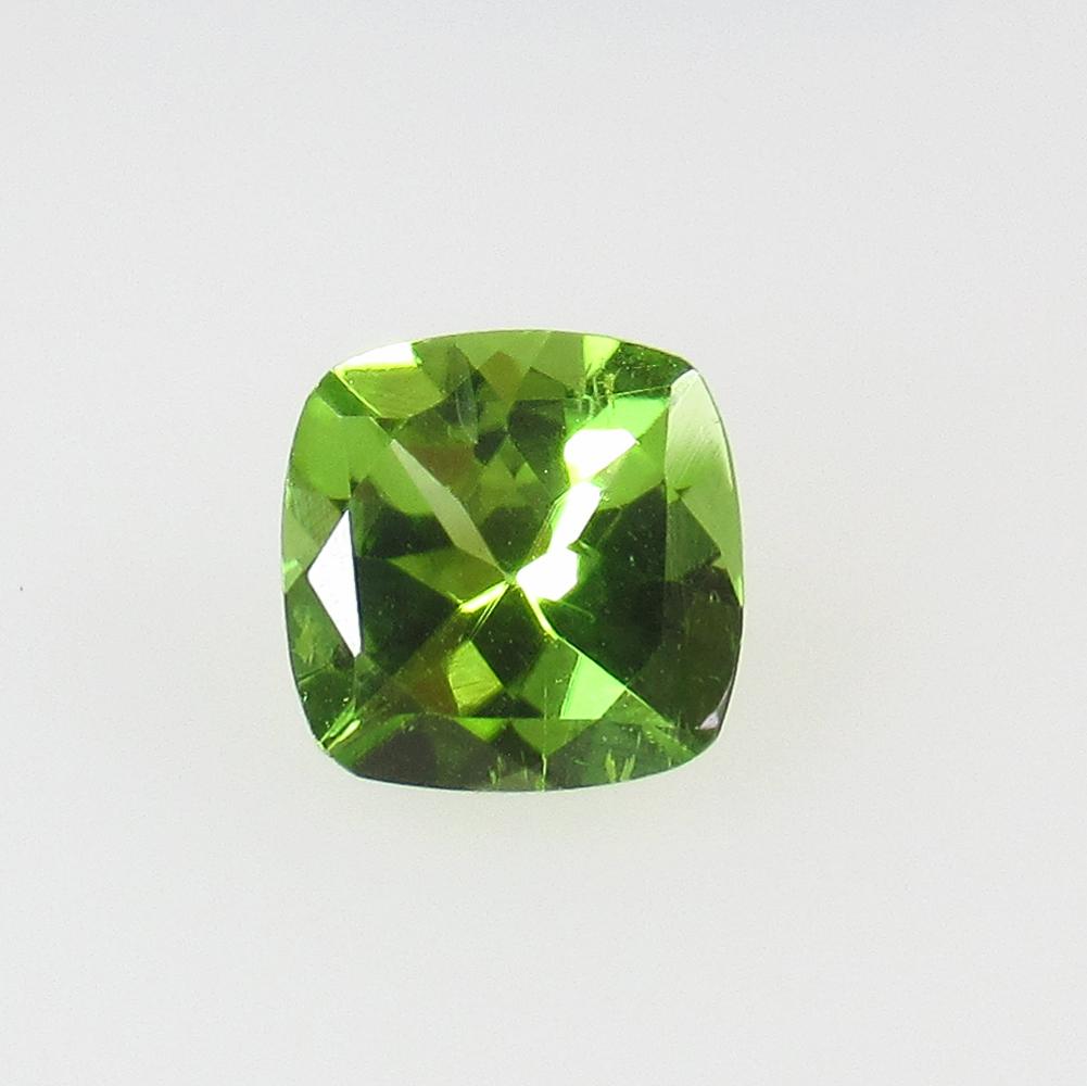 1.47 Ct Natural Pakistan Peridot Cushion Cut: No Reserve! Title: 1.47 Ct Natural Pakistan Peridot Cushion Cut Stone Clarity: VVS Gemstones: Natural Peridot Carat Weights: 1.47 Size/Dimensions: 7.10 x 7.10 x 4.50 mm Additional Information: Top Cla
