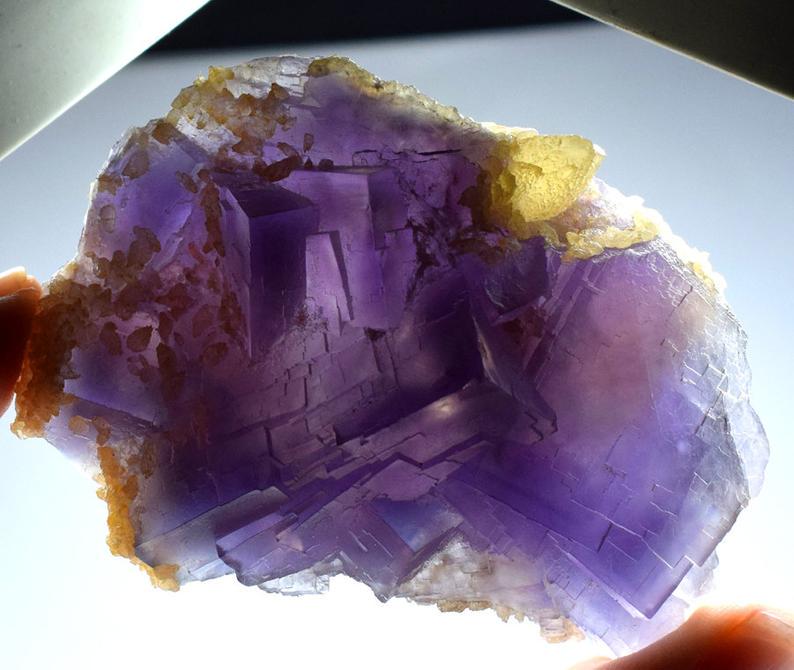 Fluorite Specimen , Complete And Undamaged Fluorite: Materials Fluorite, Specimen more Description Fluorite Specimen , Complete And Undamaged Fluorite Specimen With Beautiful Phantoms From Pakistan - Weight : 229 Gram Size : 82*61*42 mm Treatment : Natu