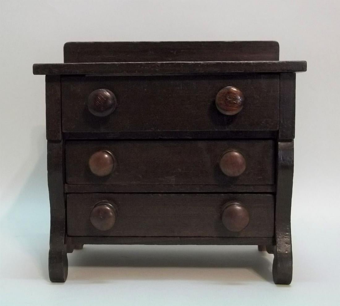 Small Three Drawer Empire Style Chest (1 of 6)
