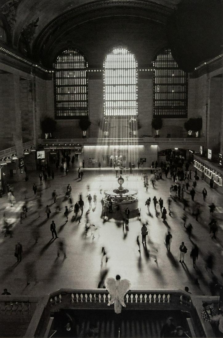 PETER LINDBERGH - Grand Central Station, Harper: Artist: PETER LINDBERGH Title: Grand Central Station, Harper's, NY, 1993 Medium: Photo Litho, 2012, Italy Dimensions: 7.9x11.9" Description: Heat Wax Mounted on 11x14" Conservation Board Artist Bio: P