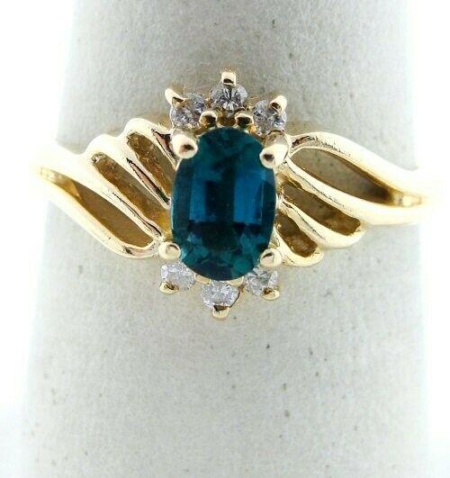 LADIES 14K GOLD OVAL GREEN EMERALD & DIAMOND SWIRL RING (1 of 7)