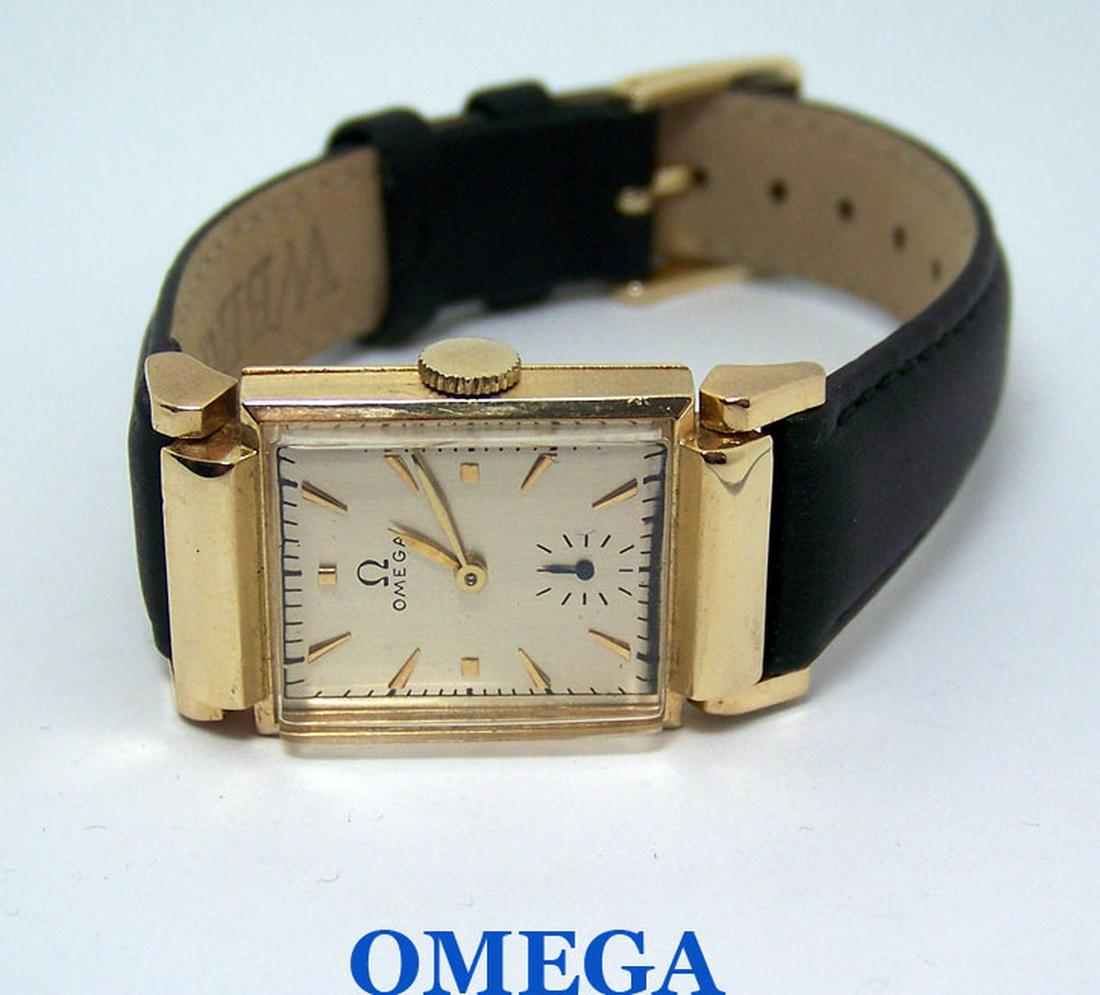 Solid 14k OMEGA FLEXIBLE LOGS Winding Watch c.1940 Cal: Description Vintage Solid 14k Omega FLEXIBLE LOGS Winding Watch c.1940s Cal. R17.8 in Excellent condition* RARE* SERVICED This Mens OMEGA watch is Swiss made. Great present for yourself or someone you