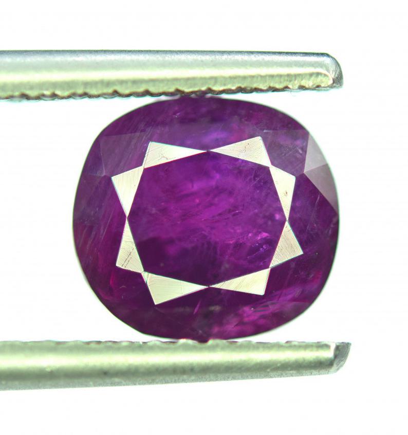 Rare 4.15 Ct Natural Corundum Purplish Pink Sapphire (1 of 3)