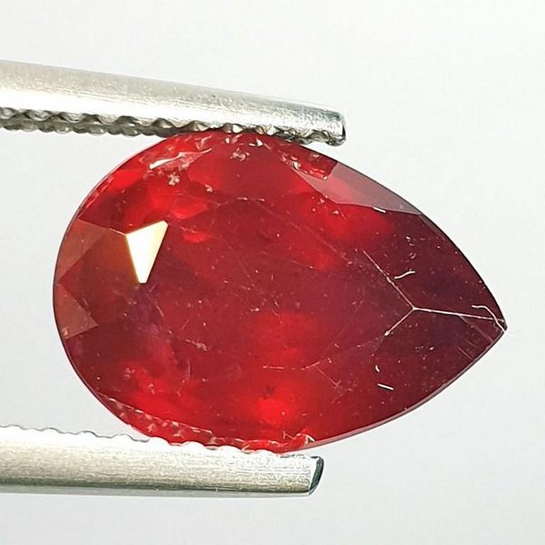 4.10 ct Natural Ruby: No Reserve! Title: 4.10 ct Natural Ruby Color/Clarity: VVS Carat Weight: 4.1 Dimensions: 11.10 x 8.10 x 5.60 Additional Information: Pear - Burma Shipping: Domestic: Flat-rate of $7.00 to anywhere w