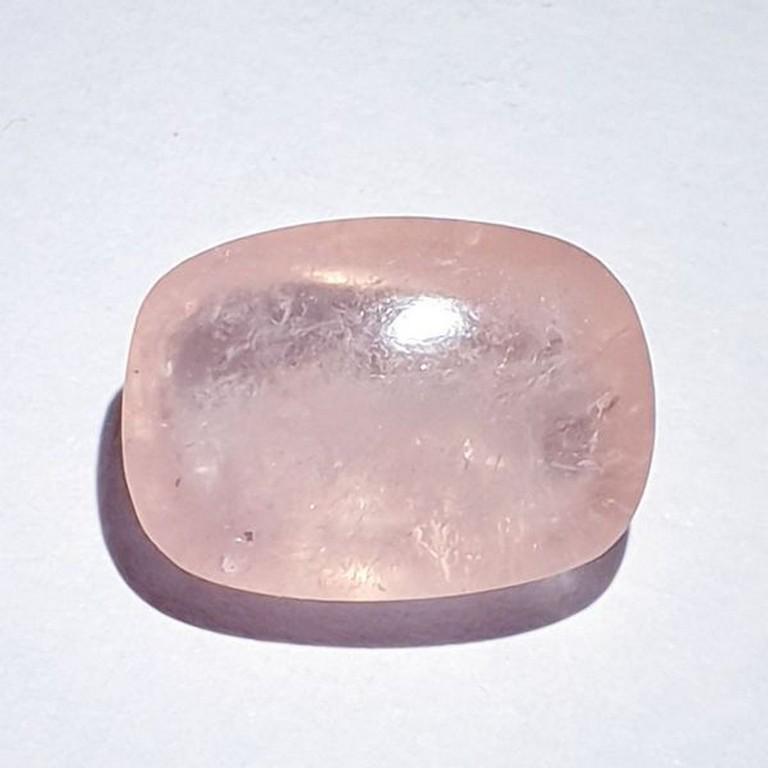 8.65 ct Natural Orange Morganite: No Reserve! Title: 8.65 ct Natural Orange Morganite Color/Clarity: Semi Transparent Carat Weight: 8.65 Dimensions: 14.90 x 10.70 x 7.20 Additional Information: Cushion - Brazil Shipping: Domestic: Fl