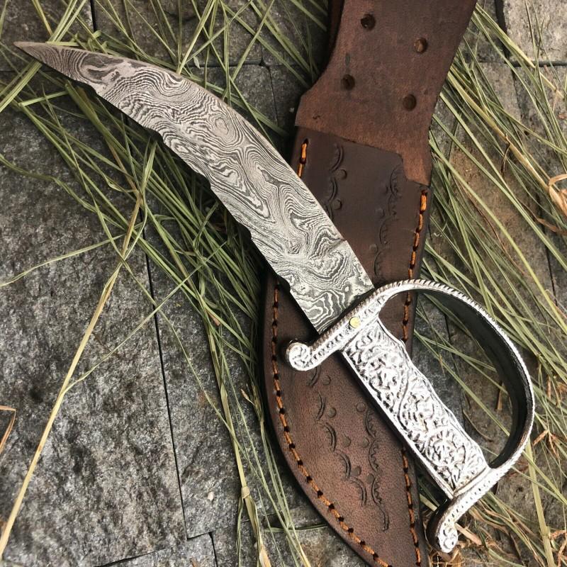 Exclusive pattern damascus steel knife aluminium (1 of 5)