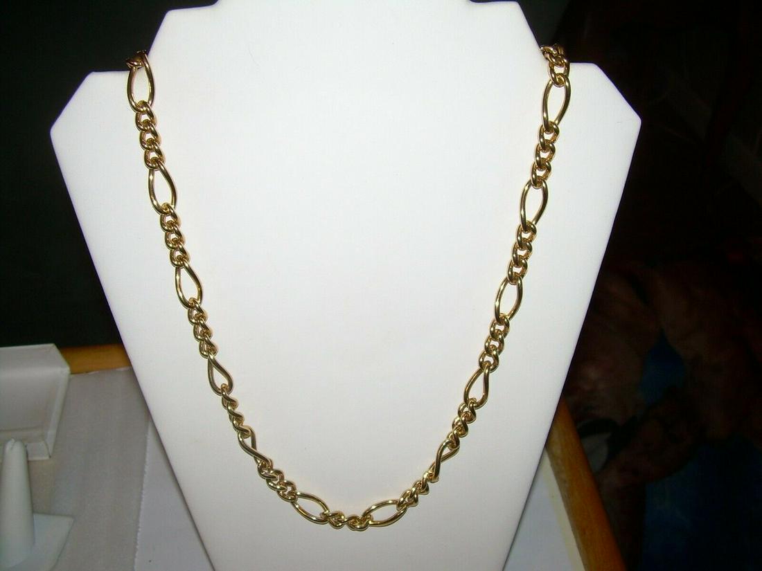 Erwin Pearl Link Chain Necklace - Thick Heavy 24" -: Vintage 24" gold tone curb link chain is thick and heavy. It has a large curve link which is separated by 3 smaller inter - twined links. It is signed Erwin Pearl. Comes with a lobster clasp. The neck