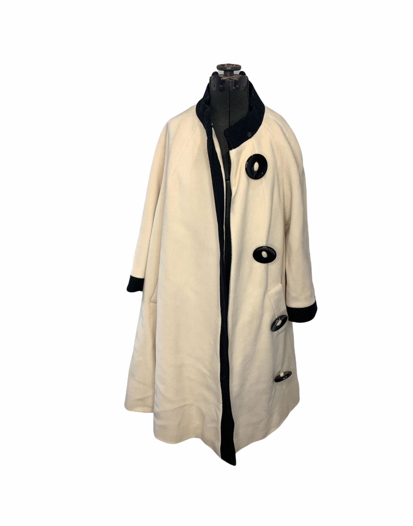 Lilli Ann Vintage Woman's Swing Coat: Title: Lilli Ann Vintage Woman's Swing Coat Date/Period: 1950s Dimension: Measured flat. shoulders 18", pit to pit 19.8" waist 24.5" Material: fabric Additional Information: White color. Has original