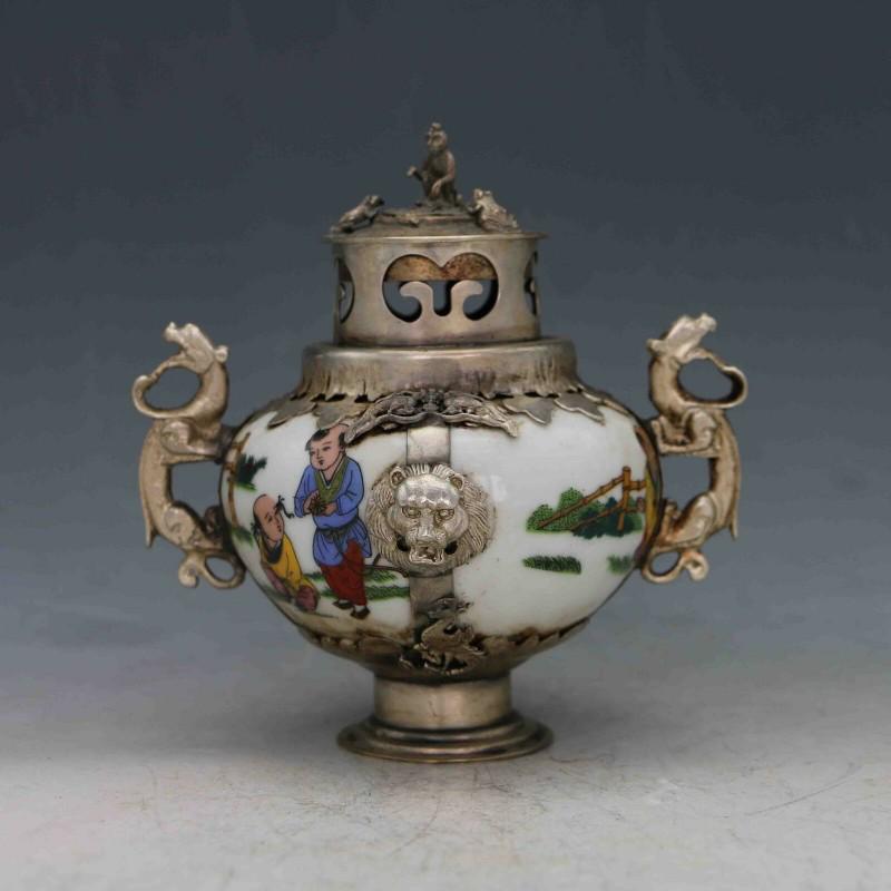 Antique Porcelain Tibetan Silver Incense Burner Chinese: DESCRIPTION: Chinese Antique Porcelain Inlaid Tibetan Silver & Monkey Lid Incense Burner CONDITION: Very good condition MATERIAL: Porcelain & Pottery, Tibetan Silver WEIGHT: 275 g (0.606 lbs) DIMENSIO