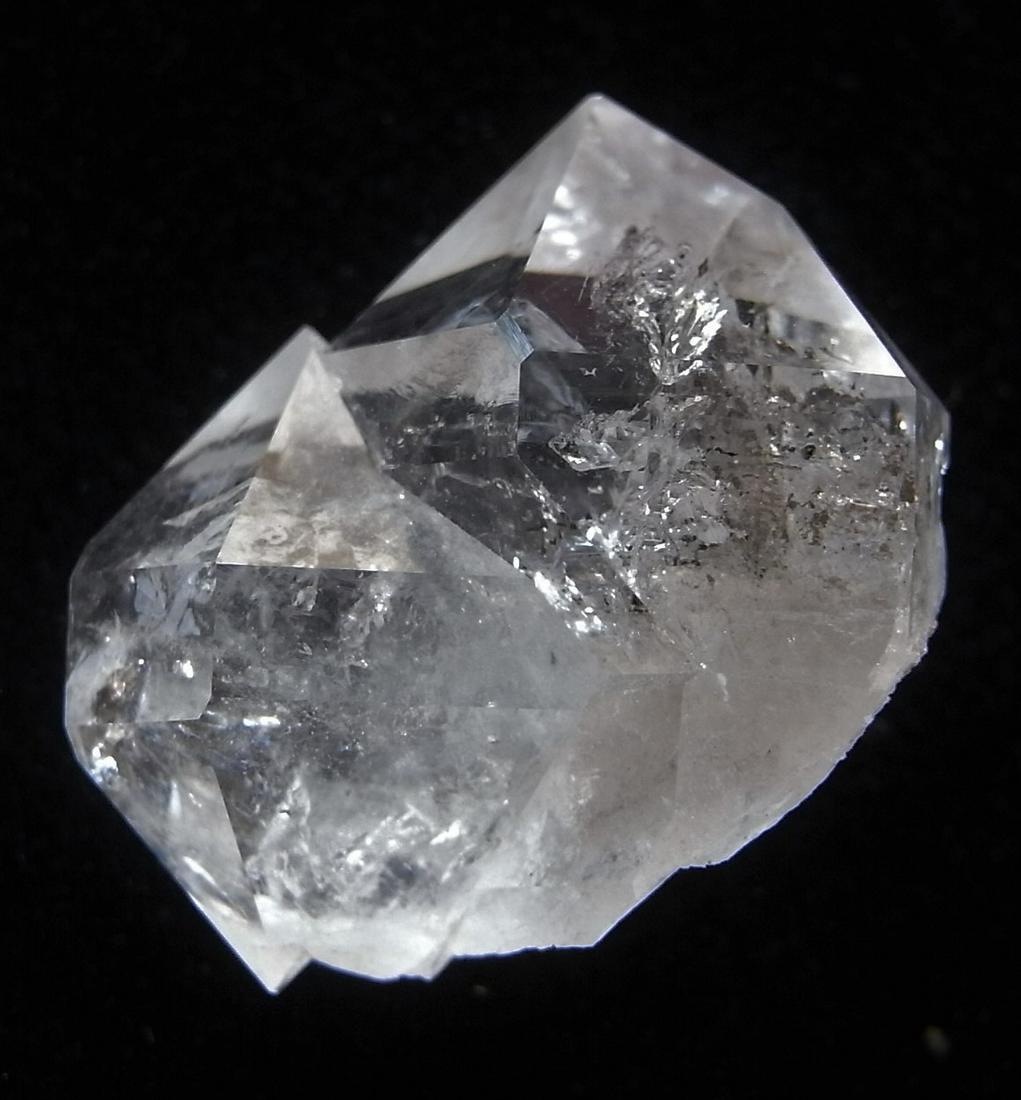 GENUINE HERKIMER DIAMOND: Title: GENUINE HERKIMER DIAMOND Origin: Ace of Diamonds Mine, Middleville, New York, USA Size: 2.4x2.2x1.5 cm / 7.38 gram twin intergrown quartz var herkimer diamond crystals with some black inclusion