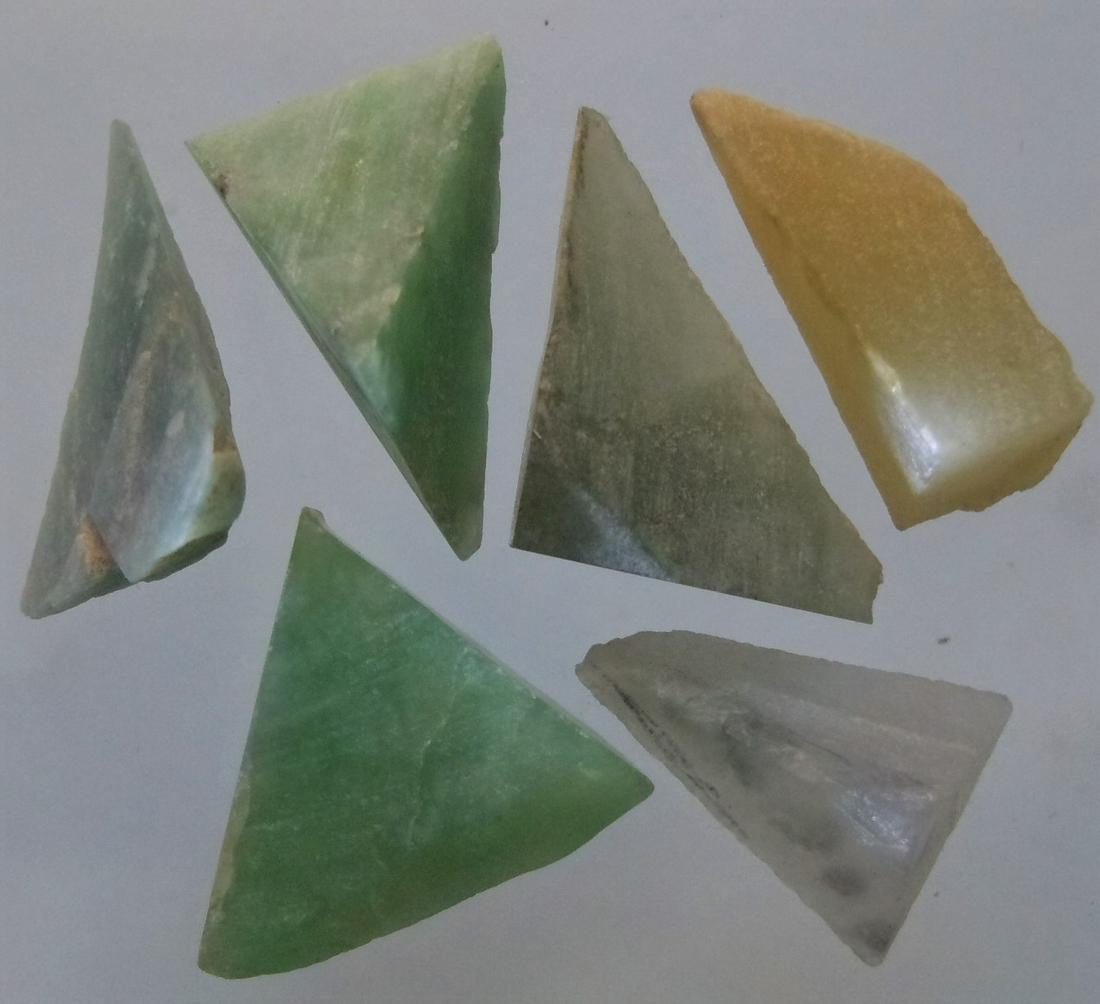 27 CT SET OF 6 GENUINE JADEITE JADE FROM BURMA: No Reserve! Title: 27 CT SET OF 6 GENUINE JADEITE JADE FROM BURMA Origin: Hpakant, Kachin State, Myanmar Size: 1.2-1.5 cm / 5.4 gram set of 6 translucent jadeite jade of white, green and yellow color.