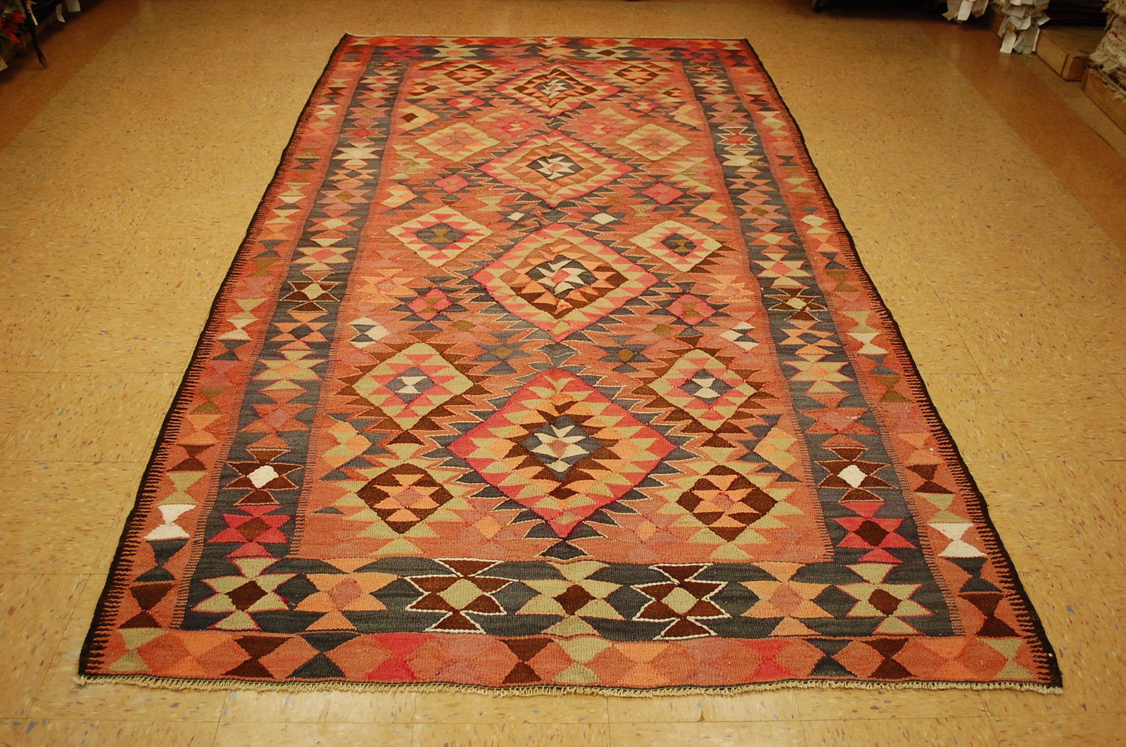 DETAILED ANTIQUE FINE CAUCASIAN KILIM 5' 6" x 10' 2" (1 of 13)