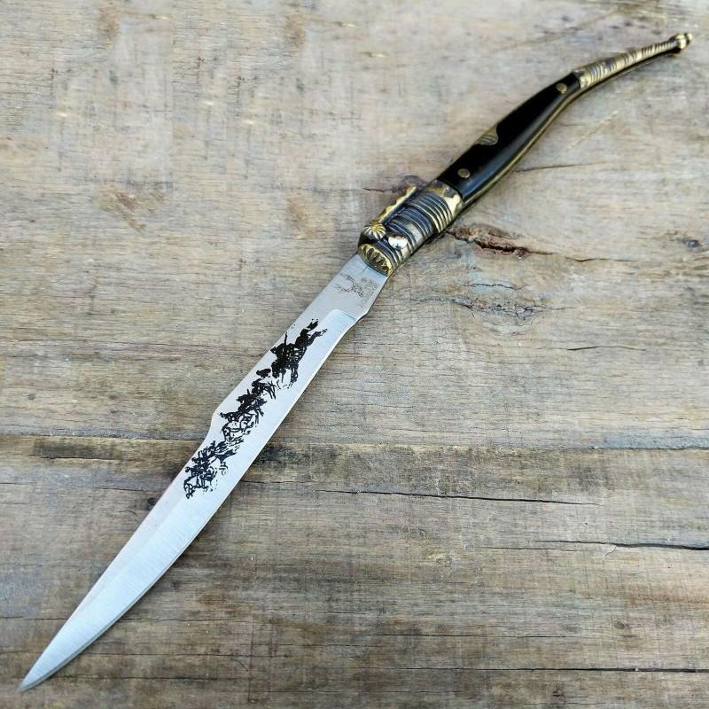 Work damascus steel knife folding inner lock (1 of 3)