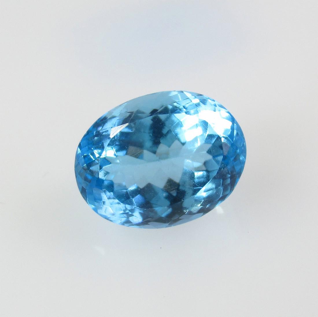 10.46 Ct Natural Blue Topaz Oval Cut (1 of 2)