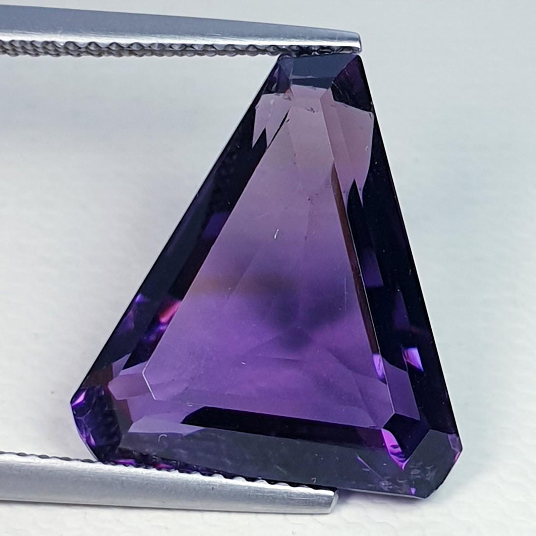 Natural Amethyst Triangle Cut 11.63 ct (1 of 4)