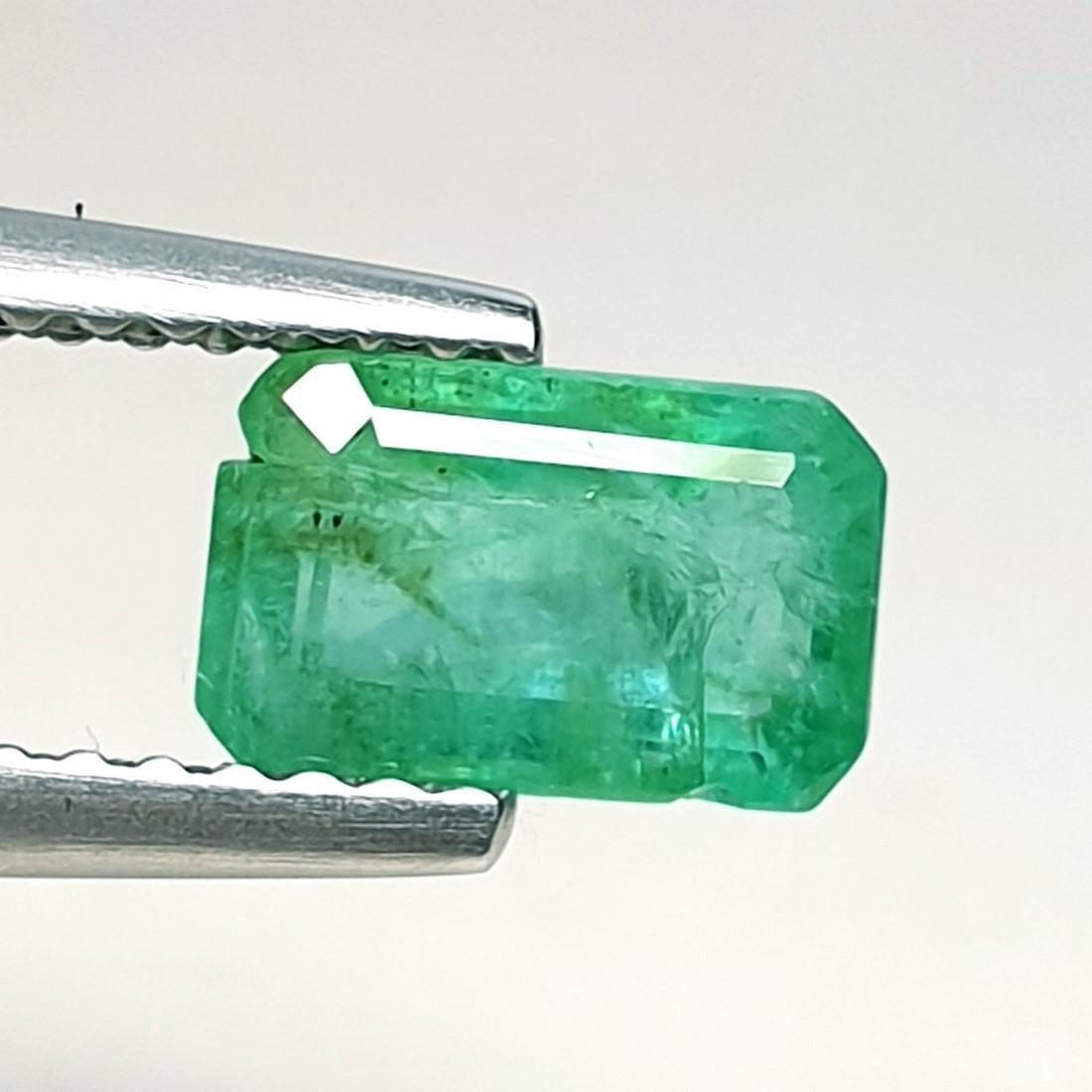 Natural Emerald Octagon Cut 1.34 ct (1 of 4)