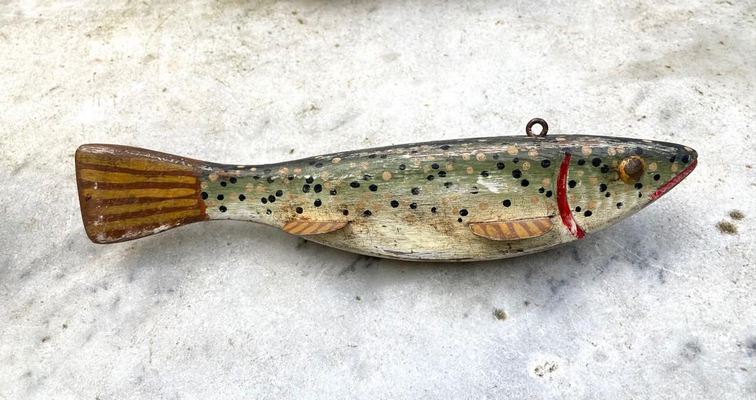 20thc folk art wooden fish decoy (1 of 6)