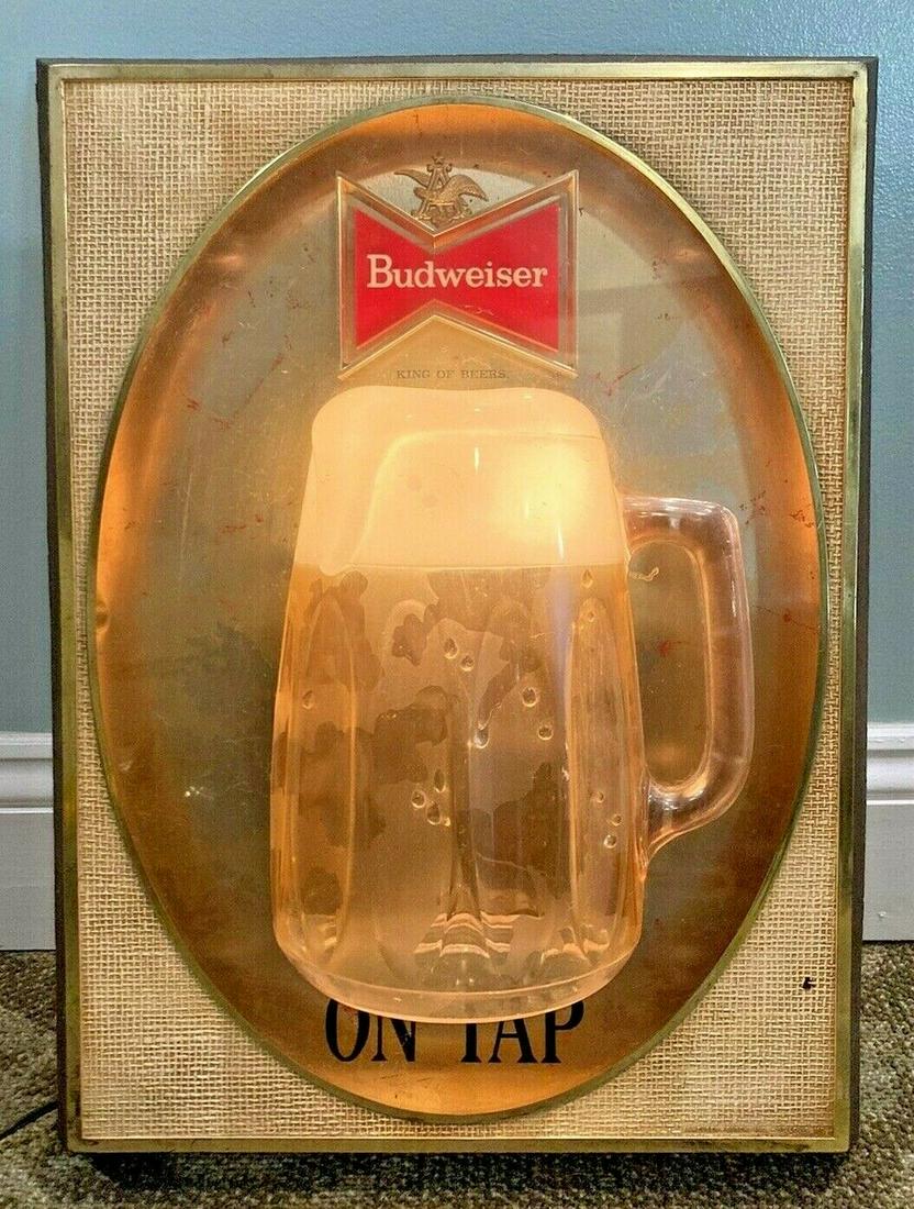 Vintage Budweiser Lighted Beer Sign (1 of 8)