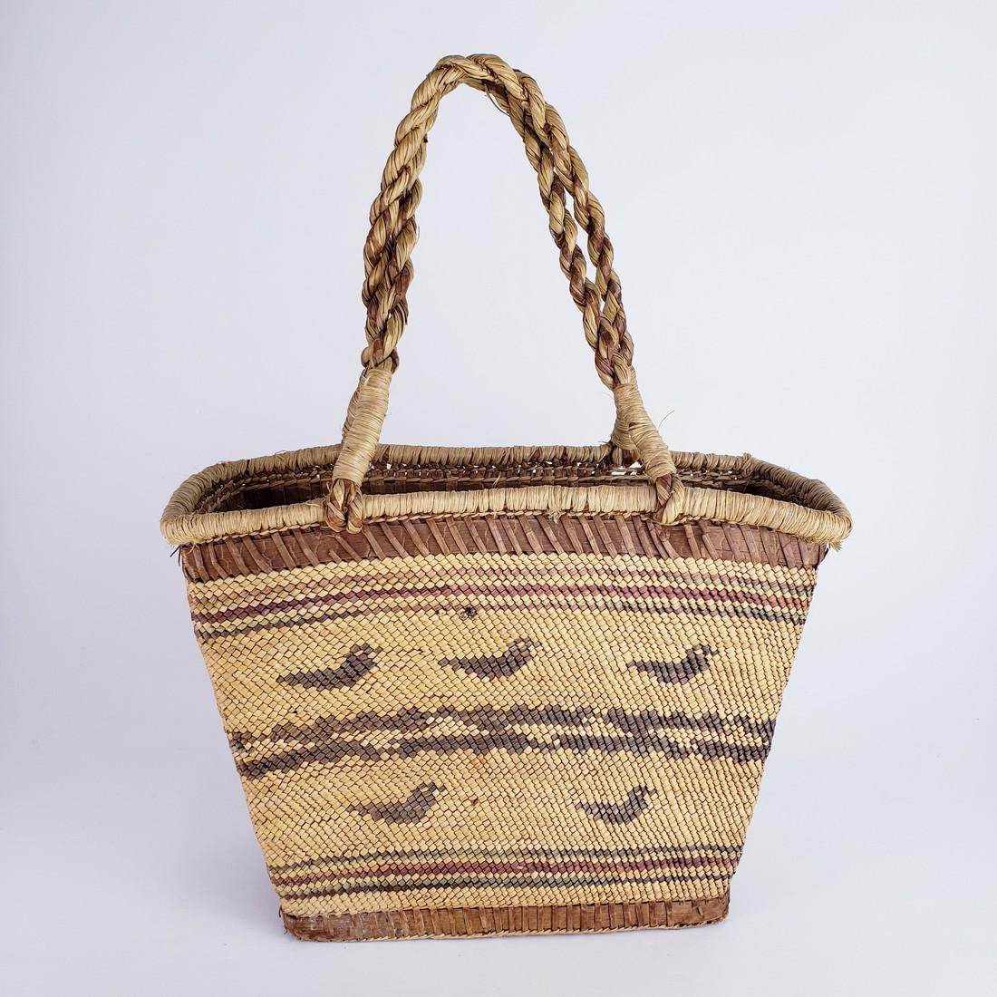 Northwest Native American Basket, Makah Neah Bay (1 of 5)
