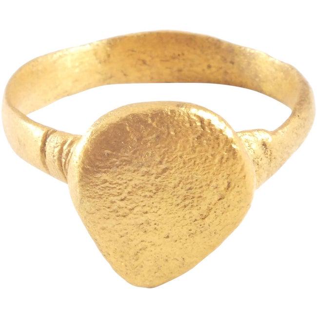 VIKING WARRIORS HEART RING 850-1000 AD SZ 9 1/2: Narrow band supporting raised heart shaped bezel. Size 9 &1/2 . 19.6mm inner diameter. Band is 4.0mm wide. For Vikings the heart stood for bravery, fortitude, loyalty, integrity, all attributes of the