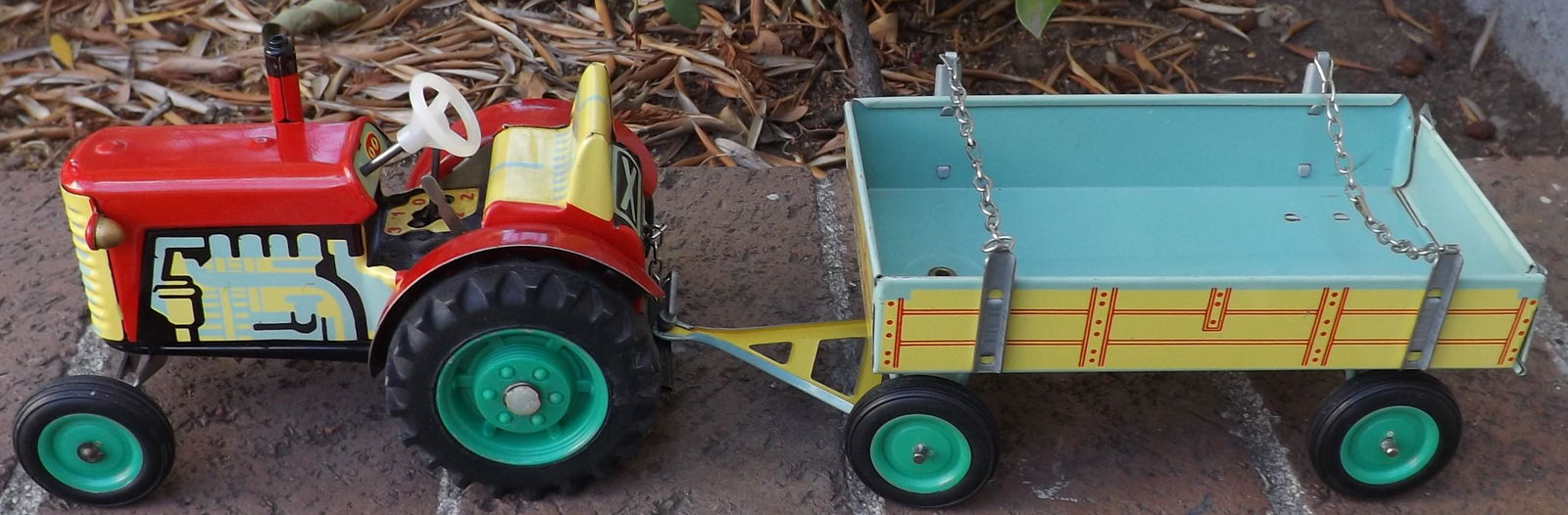 Dressler tractor and trailer, windup, Made in Germany, (1 of 6)