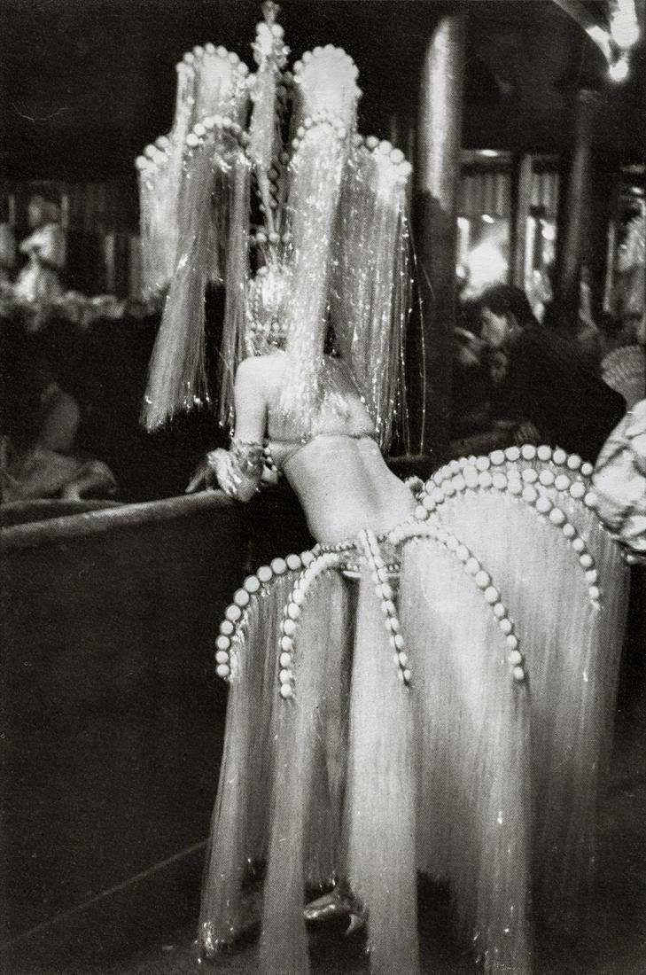EDOUARD BOUBAT - Paris, Folies-Bergere, 1962 (1 of 1)