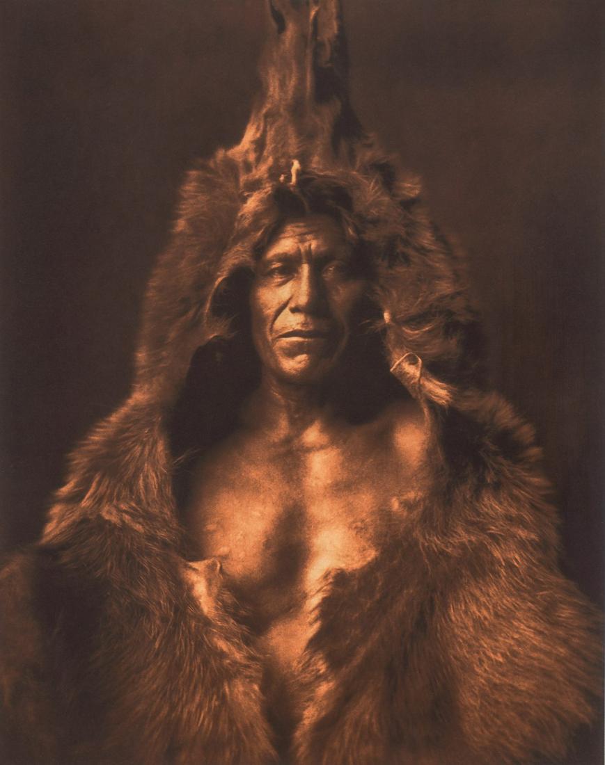EDWARD CURTIS - Bear's Belly - Arikara, 1908 (1 of 1)