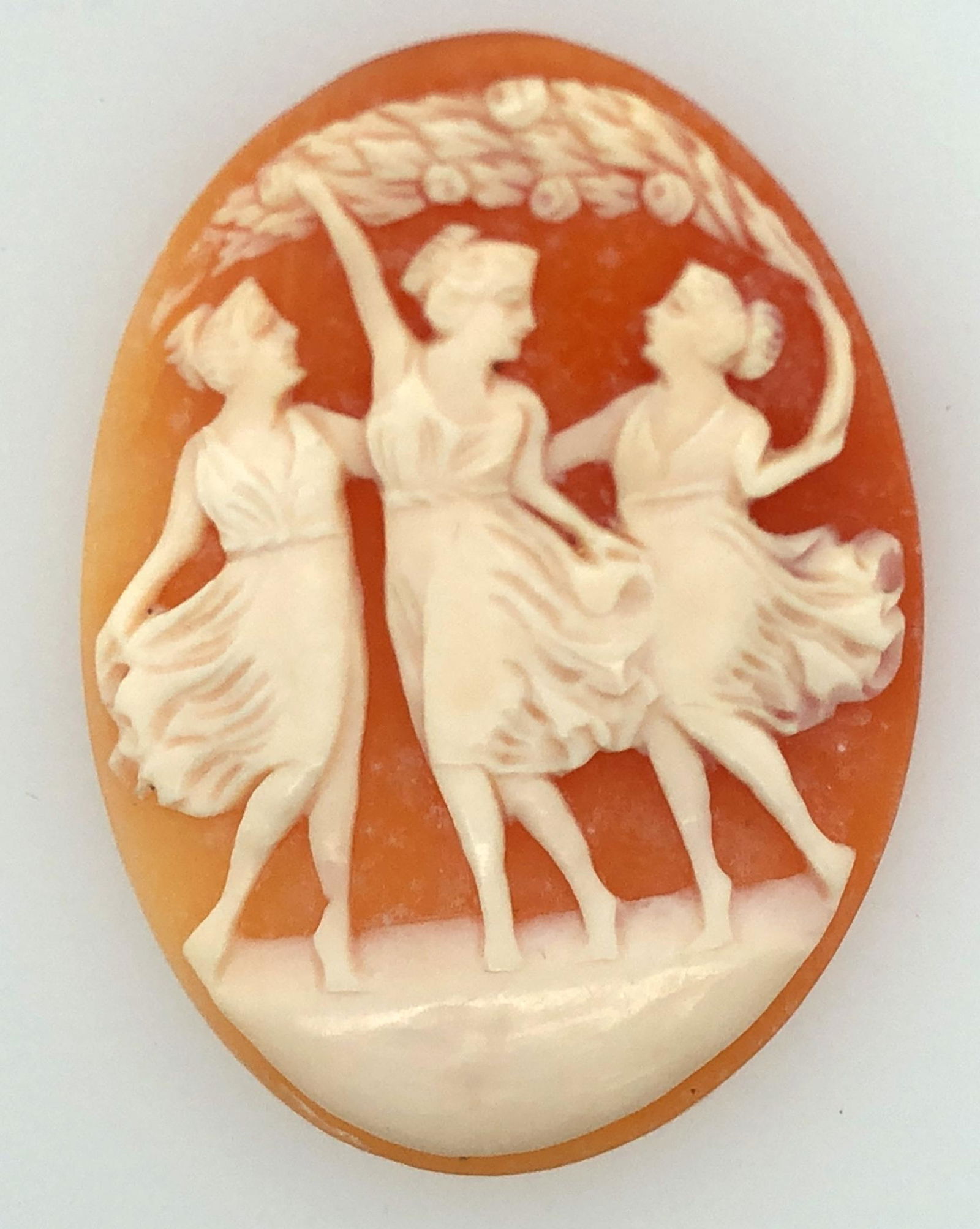 Victorian Unmounted Hand Carved Shell Cameo (1 of 2)