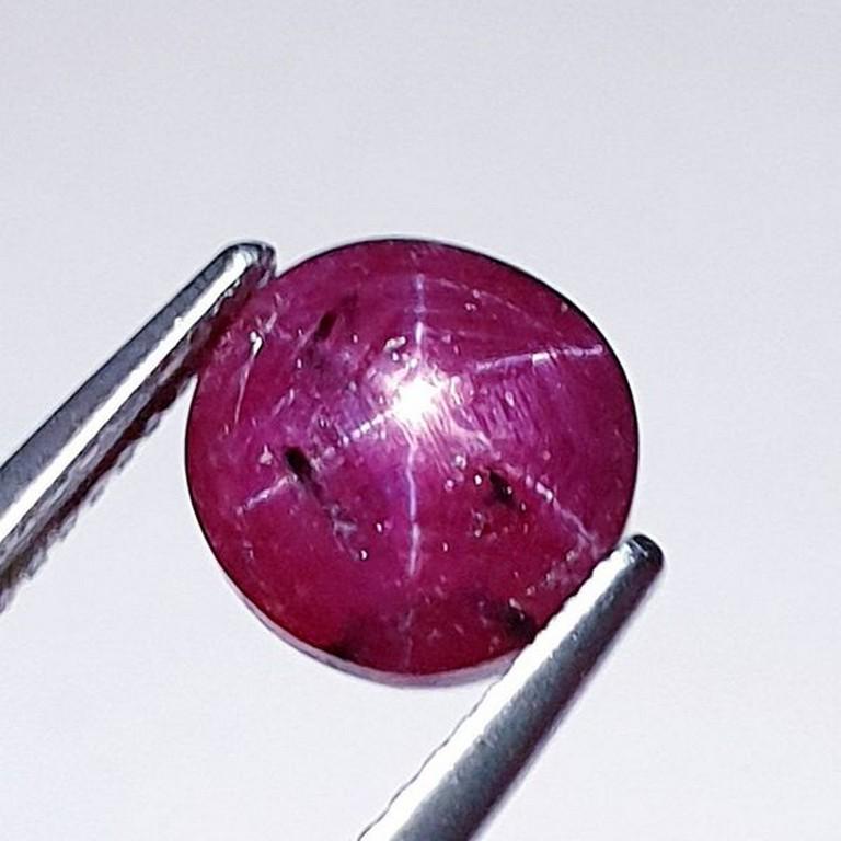 Natural Star Ruby 4.28 ct (1 of 4)