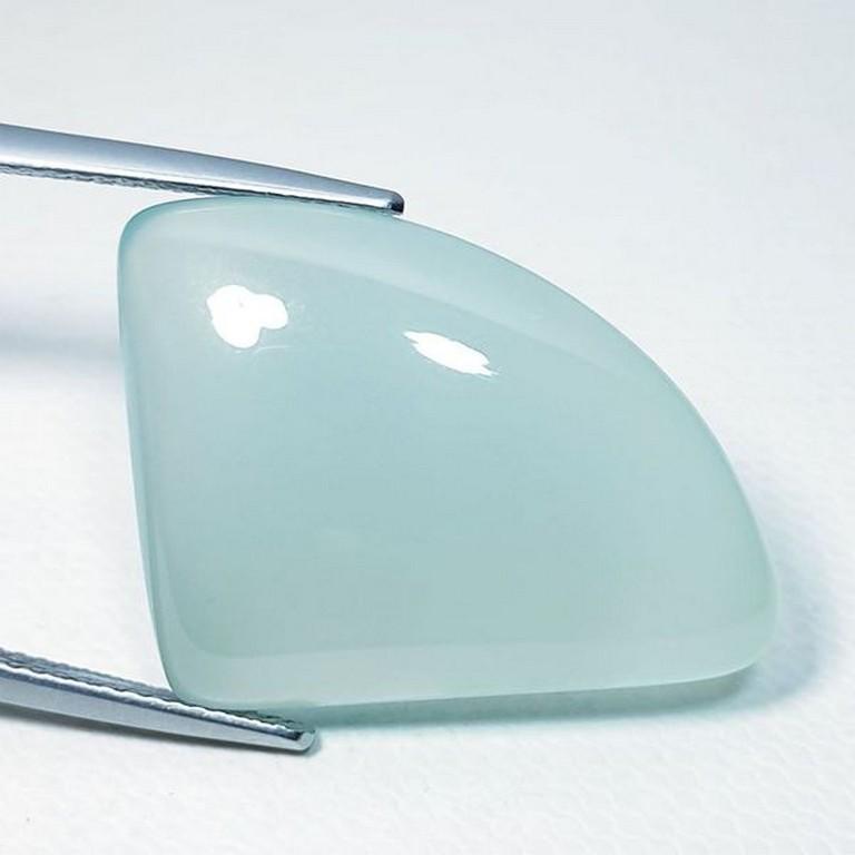 21.05 ct Natural Jasper: No Reserve! Title: 21.05 ct Natural Jasper Color/Clarity: Opaque Carat Weight: 21.05 Size/Dimensions: 23.50 x 17.40 x 7.40 Additional Information: Oval - Brazil Shipping: Domestic: Flat-rate of $7.00