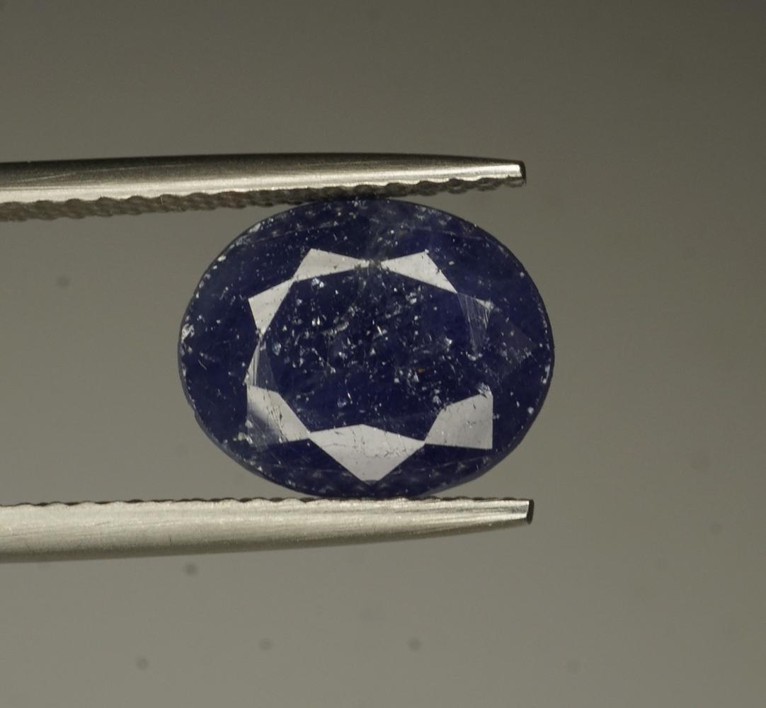 Natura Unheated 5.54 Carat Sapphire: No Reserve! Title: Natura Unheated 5.54 Carat Sapphire Shape: OVAL MIXED CUT Color: Dark Blue Gemstone Type: Natural Sapphire Carat Weights: 5.54 CARAT Transparency: Semi-Opac Origin: Burma Additional