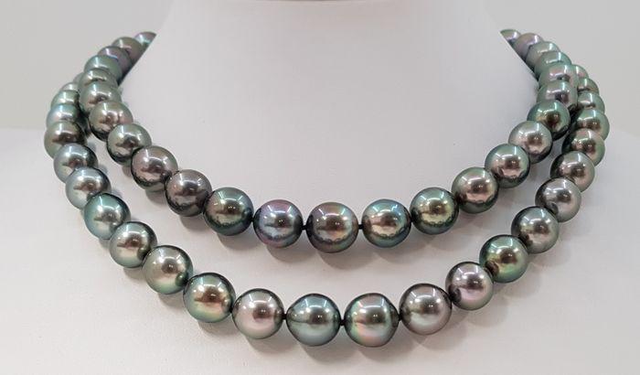 10x12mm Bright Peacock Green Tahitian Pearls - Double: Title: 10x12mm Bright Peacock Green Tahitian Pearls - Double 2strand Necklace Description: A beautiful double pearl necklace of peacock green Tahitian pearls with exceptional lustre, finished with an 