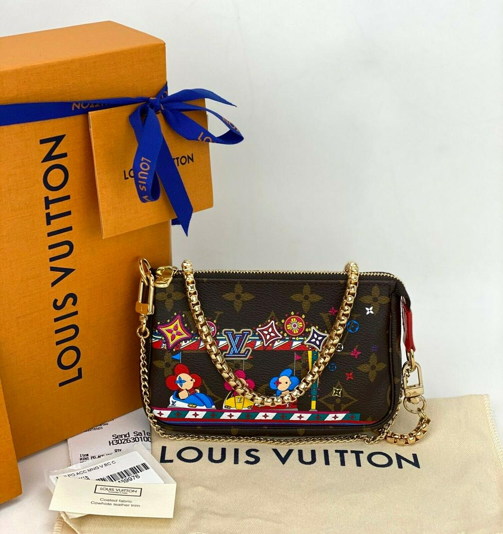 Sold Out 2020 LOUIS VUITTON MINI POCHETTE ACCESSOIRES (1 of 12)