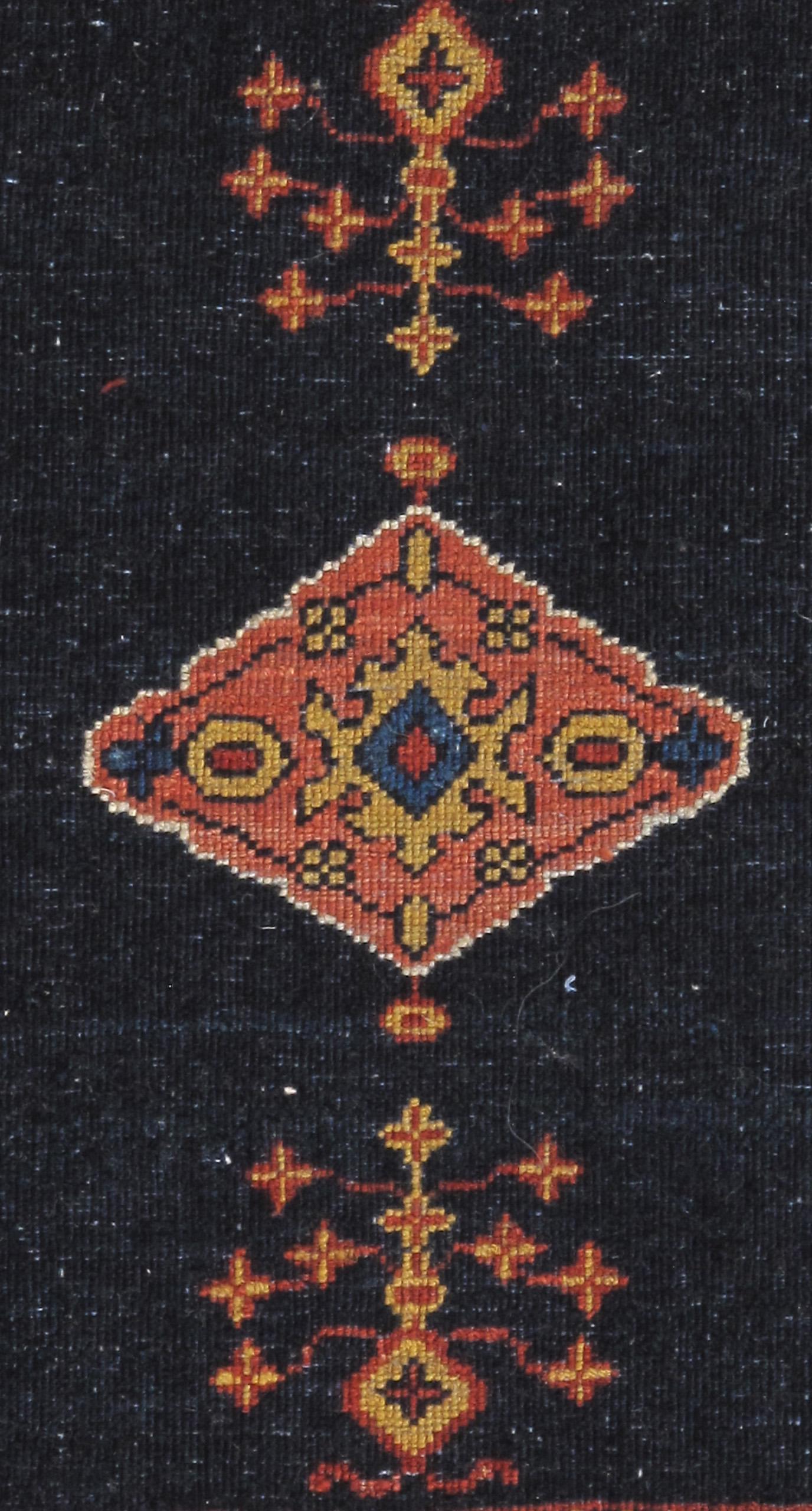 Lori Gabbeh 1.8x2 (1 of 2)