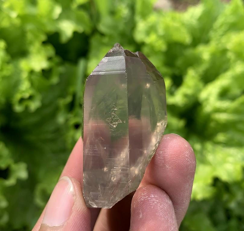 37 Gram Beautiful Clear Natural Smoky Quartz Specimen: Title: 37 Gram Beautiful Clear Natural Smoky Quartz Specimen Treatment: Natural Weight: 37 Gram Size/Dimensions: 48x28x23 mm Origin: Pakistan Reserve: $15.00 Shipping: Domestic: Flat-rate of $15.00 to