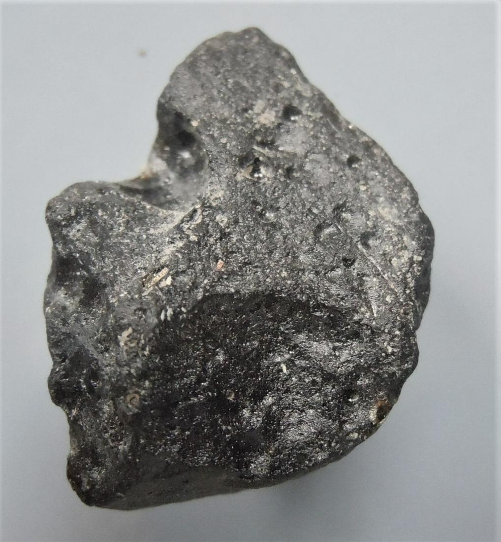 PHILIPPINITE TEKTITE - FROM METEORITE IMPACT: Title: PHILIPPINITE TEKTITE - FROM METEORITE IMPACT Origin: Paracale, Camarines Norte, Luzon, Philippines Size: 2x1x1 cm / 4 gram small, ornate rizalite/philippinite tektite Reserve: $4.00 Shipping: D