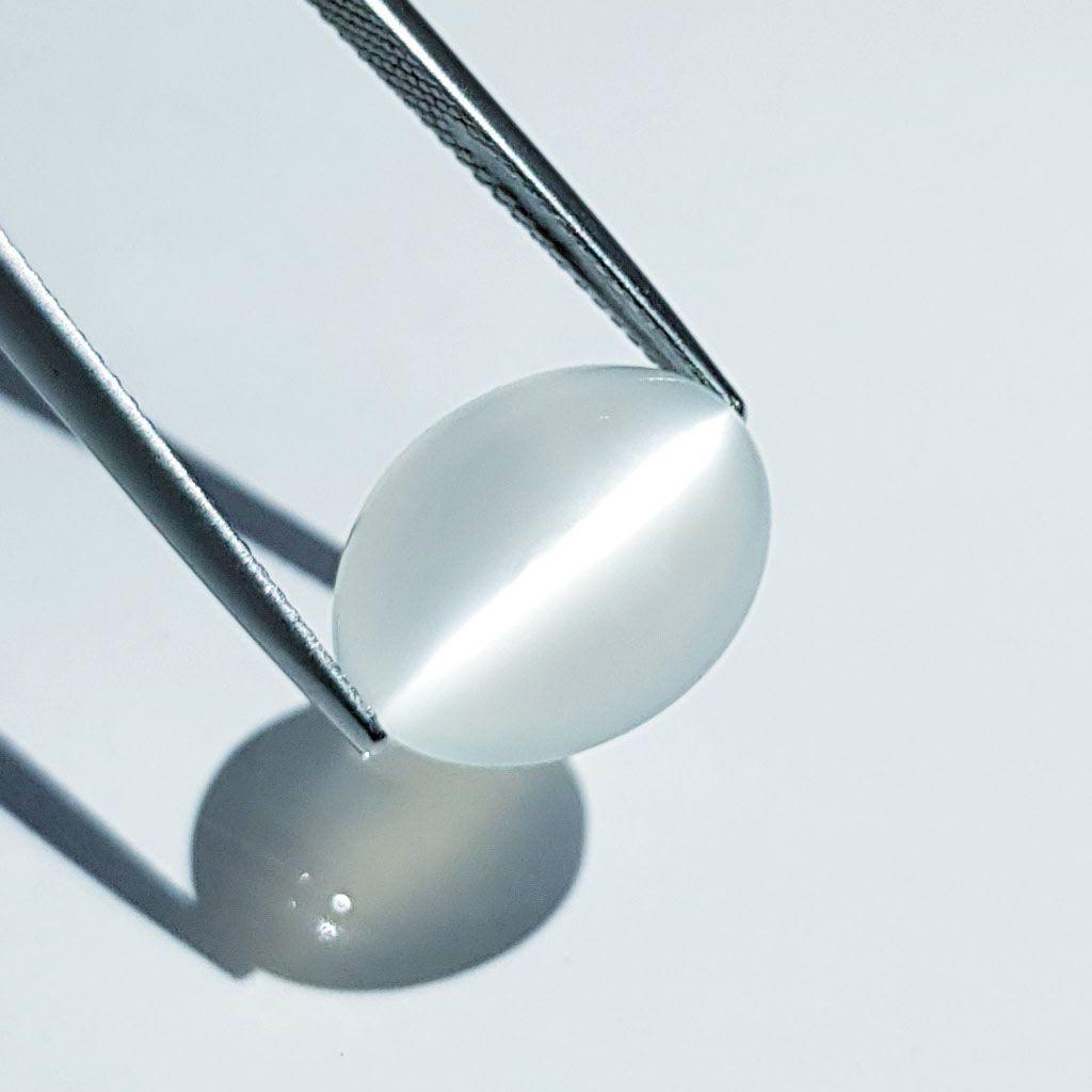 Natural  Moonstone Cat's Eye- 10.16 ct (1 of 5)