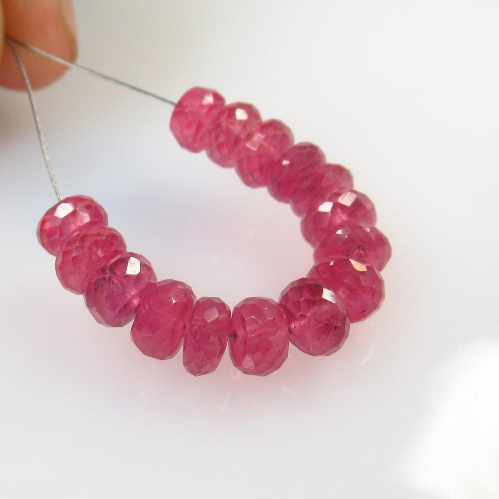 17.83 Ctw Natural 15 Mozambique Red Ruby Round Beads (1 of 2)