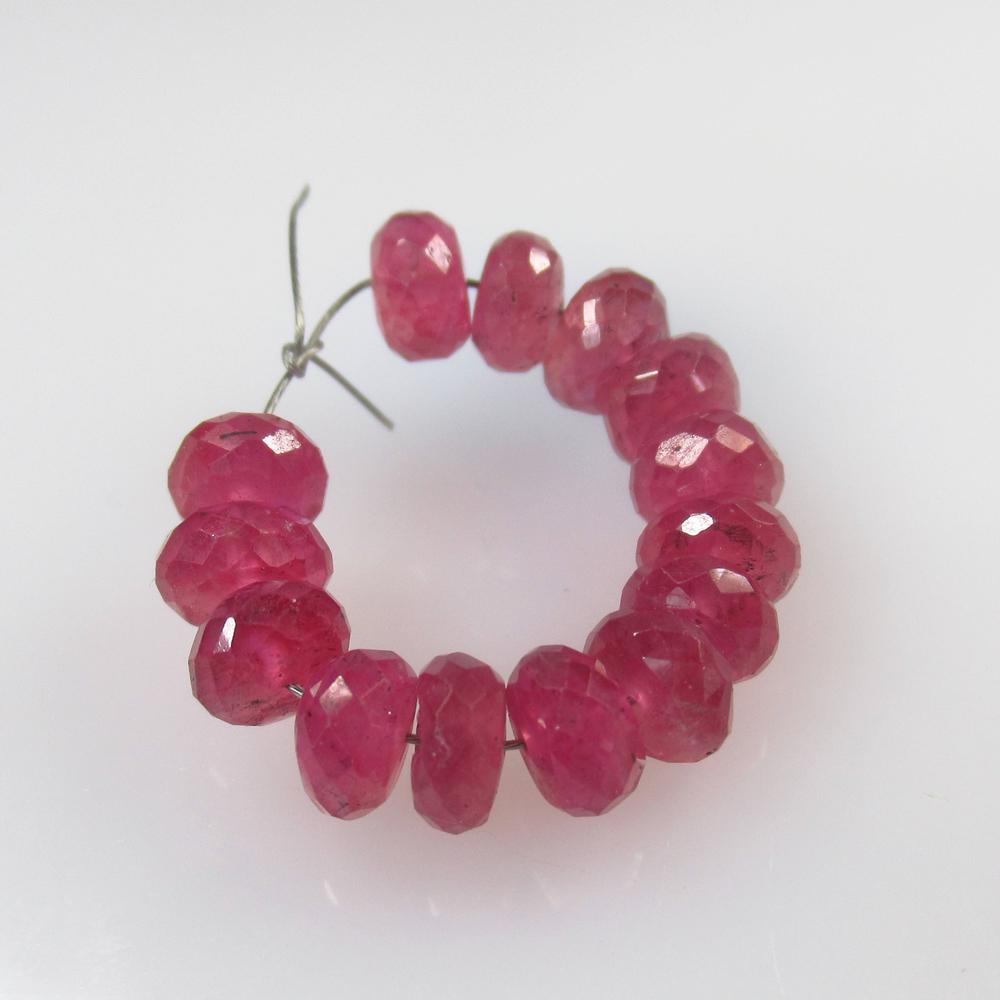 18.77 Ctw Natural 15 Mozambique Red Ruby Round Beads (1 of 2)