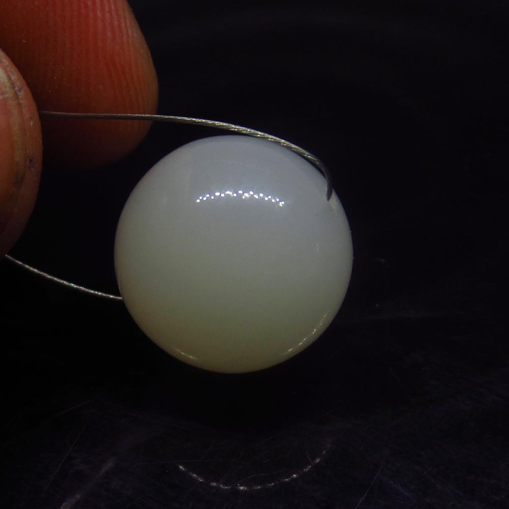 20.63 Ctw Natural Moonstone Drilled Ball Beads: No Reserve! Title: 20.63 Ctw Natural Moonstone Drilled Ball Beads Stone Clarity: Semi -Transparent Gemstone: Moonstone Carat Weight: 20.63 Size/Dimensions: 14.60 x 14.60 mm Additional Information: Dri
