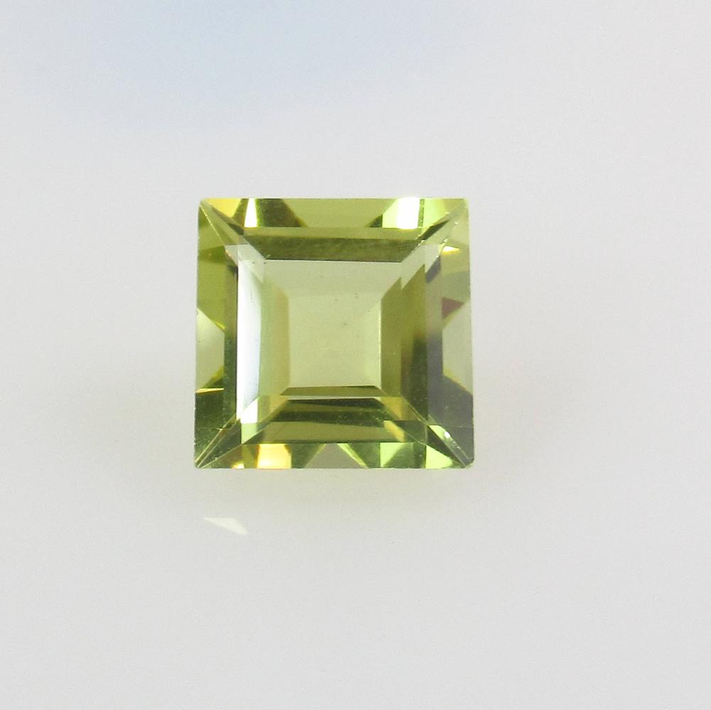 3.25 Ctw Natural Lemon Quartz Square Cut: No Reserve! Title: 3.25 Ctw Natural Lemon Quartz Square Cut Stone Clarity: VVS Gemstone: Lemon Quartz Carat Weight: 3.25 Size/Dimensions: 9.10 x 8.90 x 5.90 mm Additional Information: Good Luster / To