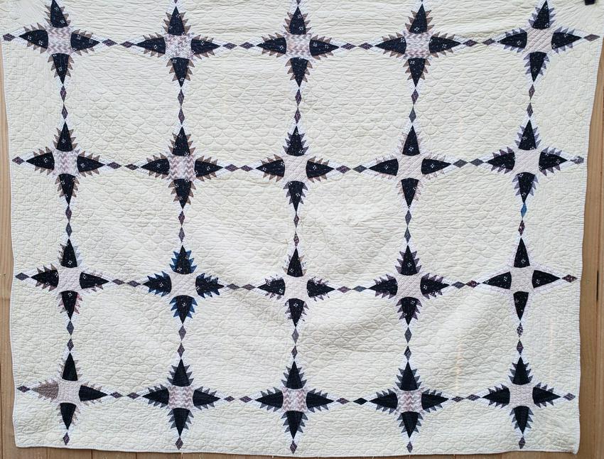 Handsewn Quilt (1 of 4)