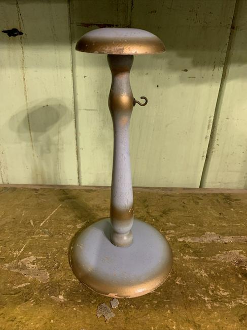 Primitive Painted Wooden Wood Hat Stand Store Millinery (1 of 6)
