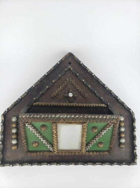 Tramp Art Wall Box (1 of 4)