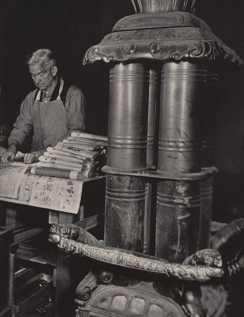 MARGARET BOURKE WHITE - Newspaper printer: Artist: MARGARET BOURKE WHITE Print Title: Newspaper printer Printing Date: 1940’s Medium: Photoengraving Printed in: the US Image Size approx: 11 x 8” Reserve: $25.00 Shipping: Domestic: Flat rat