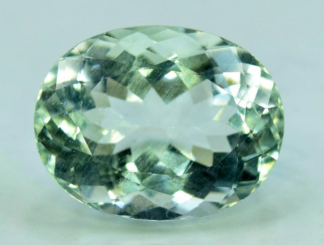 Aquamarine Natural Gemstone from Pakistan-16.60 carats: Materials: Gem type: Aquamarine Carat weight: 16.60 Description Aquamarine Natural Gemstone from Pakistan Weight: 16.